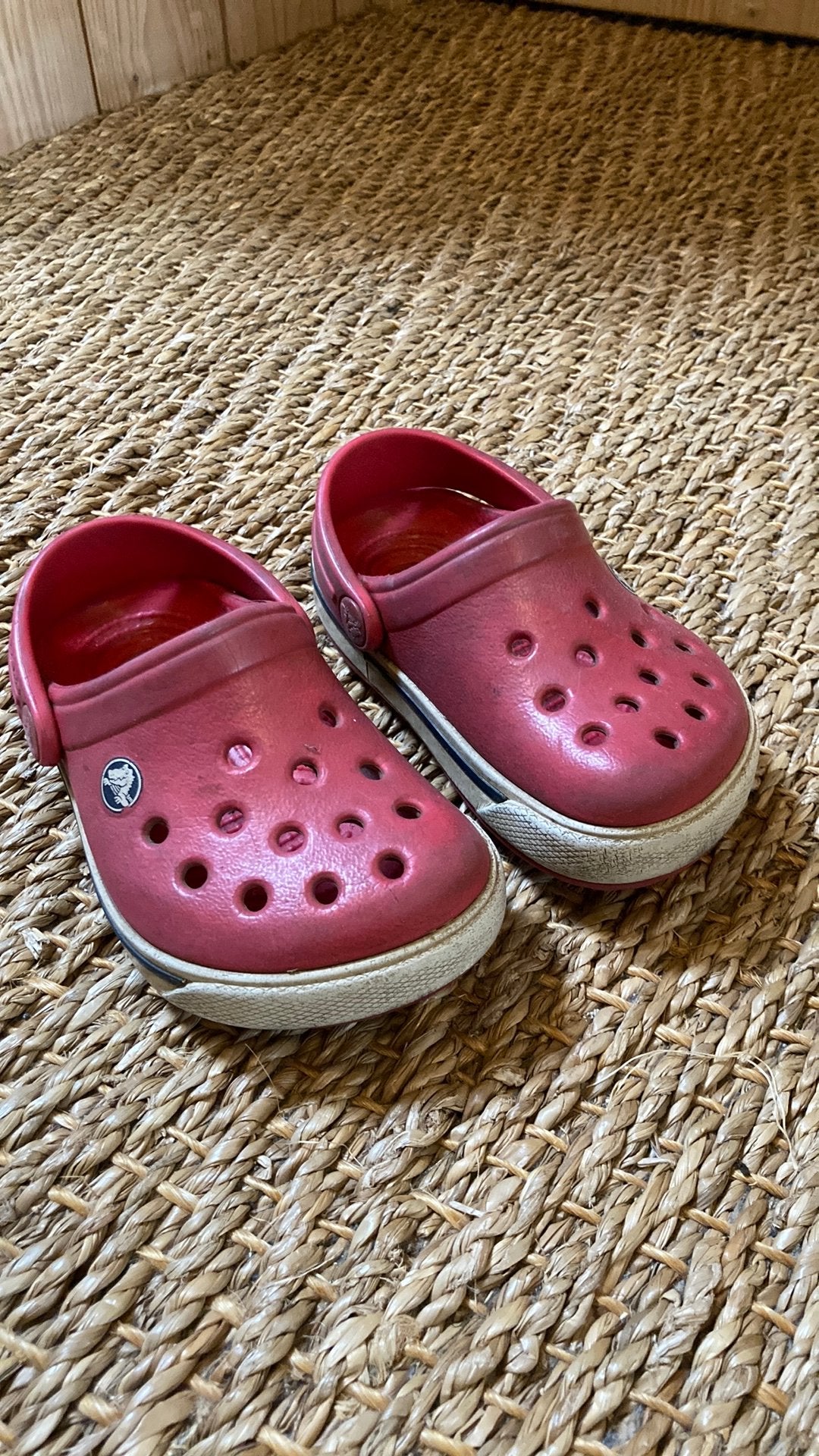Crocs rood maat 21-22 C4-5, Jongetje of Meisje, Ophalen of Verzenden, Gebruikt, Schoentjes
