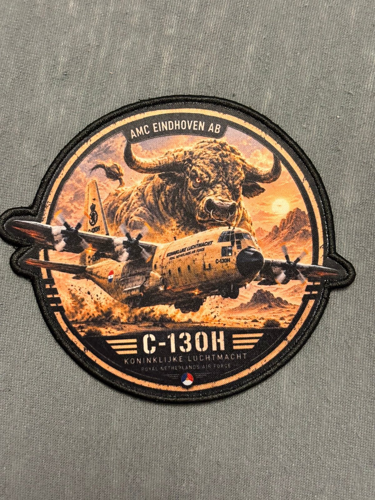 Embleem AMC Eindhoven AB C-130 Hercules, Verzenden, Luchtmacht, Nederland, Embleem of Badge