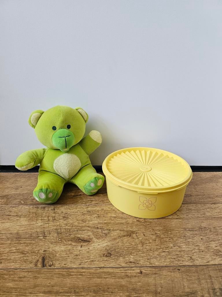 Tupperware gele sterdeksel koektrommel, Ophalen of Verzenden, Zo goed als nieuw, Geel, Bak of Kom