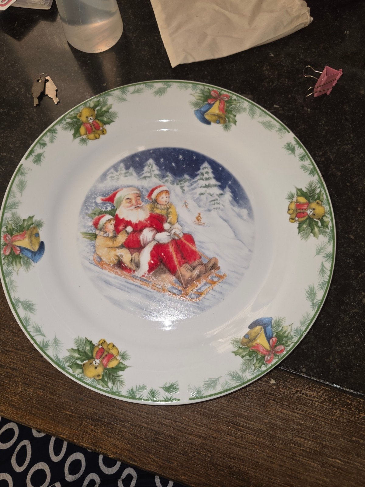 Sinki Porselein Kerstbord met Kerstman en kinderen, Ophalen of Verzenden