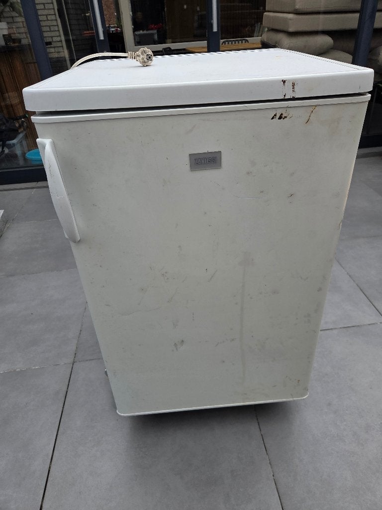 Zanussi Koelkast, Witgoed en Apparatuur, Ophalen, Minder dan 85 cm, Minder dan 75 liter, 45 tot 60 cm