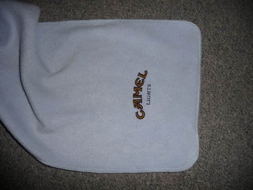 Fleece sjaal sigarettenmerk Camel lights, Verzamelen, Ophalen of Verzenden, Zo goed als nieuw