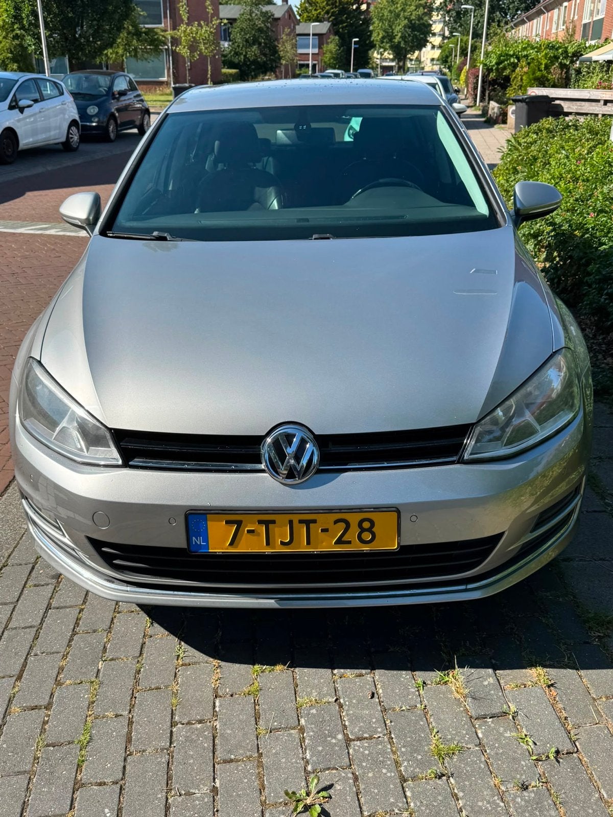 Volkswagen Golf 1.2 TSI 77KW 5D 2014 Grijs, Auto's, Volkswagen, Voorwielaandrijving, 4 cilinders, 610 kg, 49 €/maand