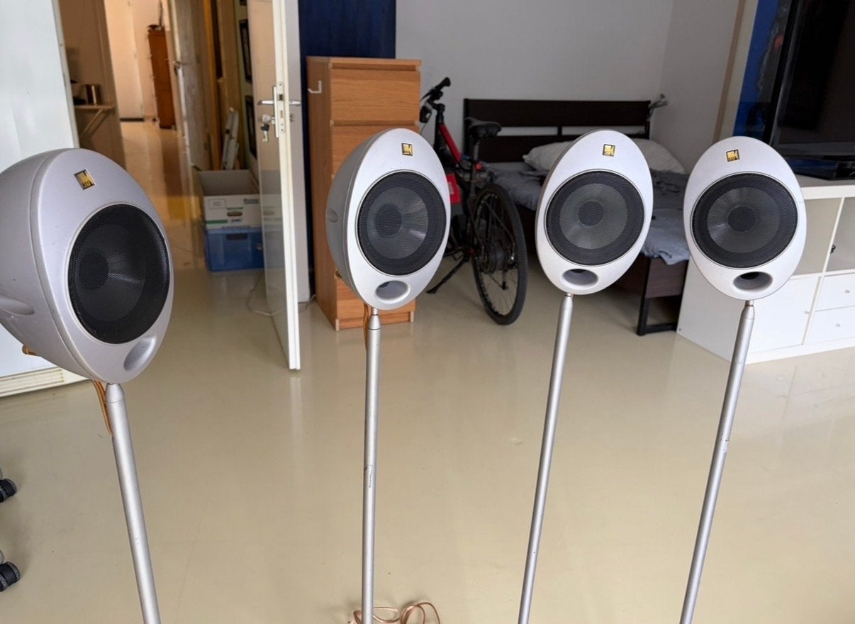KEF E301 Speakerset met standaarden - Zo goed als nieuw, Speakerset, Ophalen of Verzenden, Zo goed als nieuw, Minder dan 60 watt