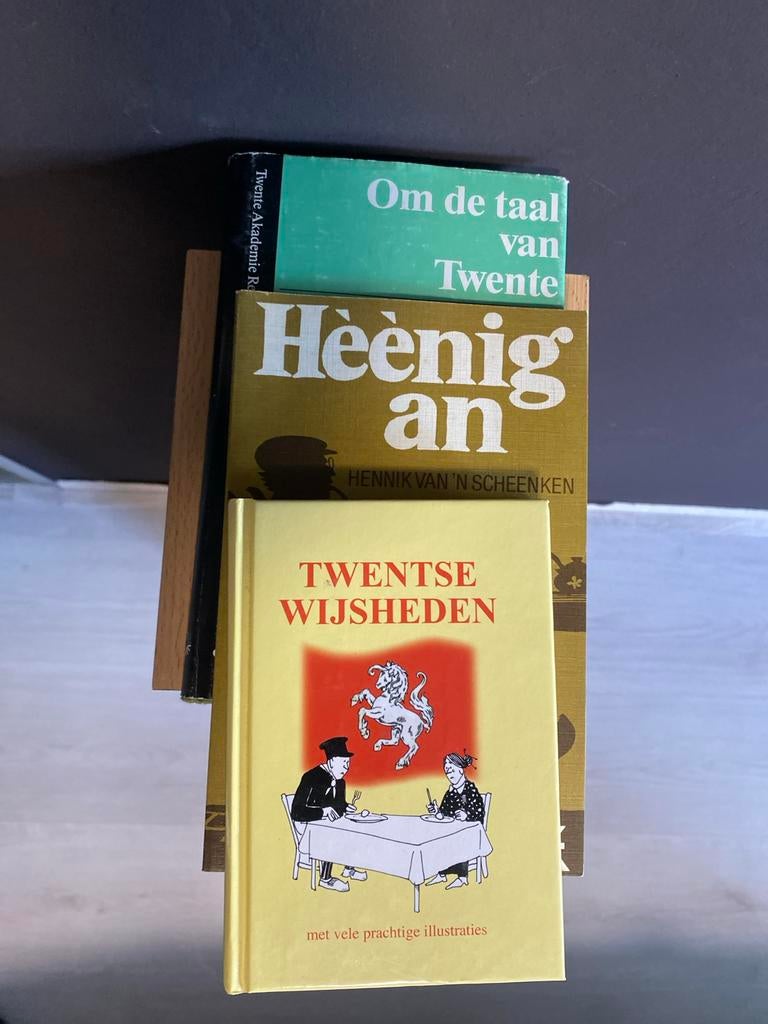 Twentse boeken: Heenig an, Twentse Wijsheid, Om de taal, Boeken, Ophalen of Verzenden, Gelezen