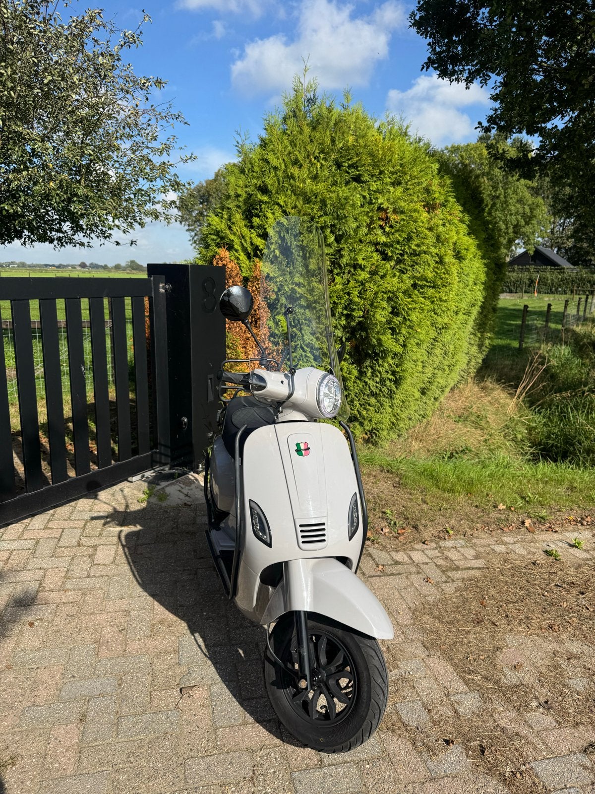 GTS Toscana scooter met nieuwe uitlaat, Ophalen, Gebruikt, Maximaal 45 km/u, Benzine