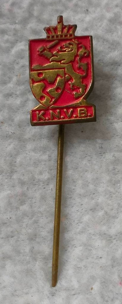 Speldje KNVB, Ophalen of Verzenden, Zo goed als nieuw, Sport, Speldje of Pin