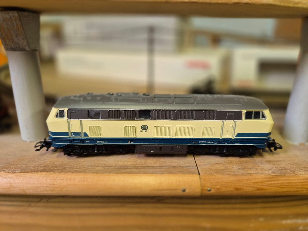 Märklin 3374 Diesel locomotief DB, Ophalen, Wisselstroom, Gebruikt, Locomotief
