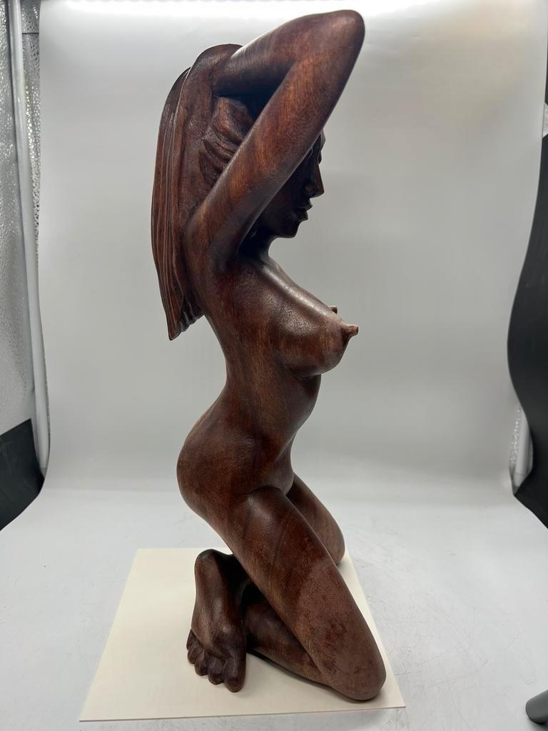 Erotische dame 45 cm hoog