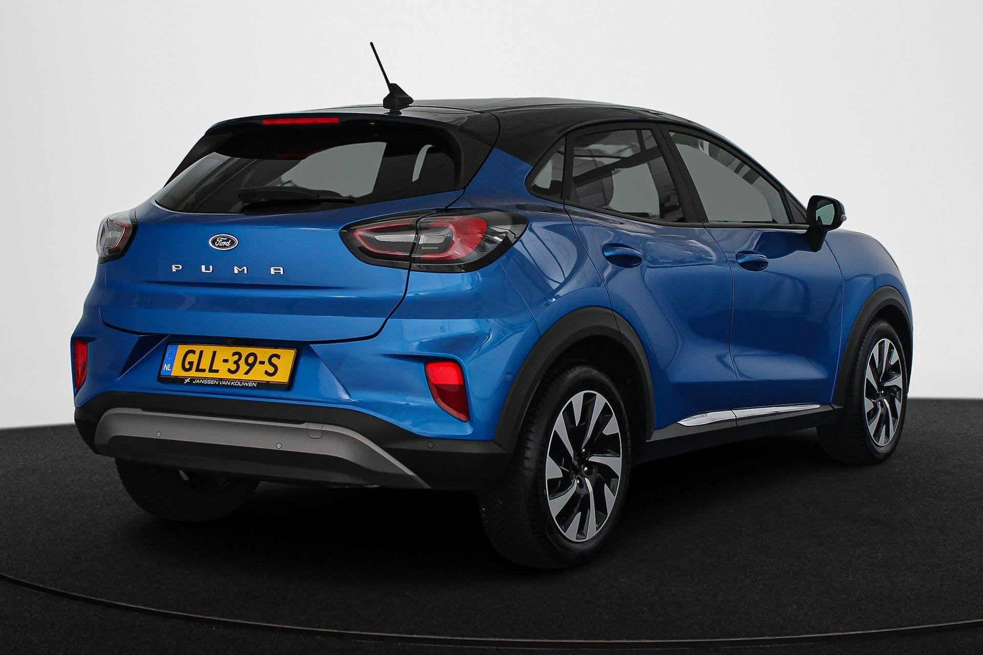 Ford Puma 1.0 EcoBoost Hybrid Titanium Stoel-Stuur-Voorruitv, Voorwielaandrijving, Blauw, Bedrijf, Handgeschakeld