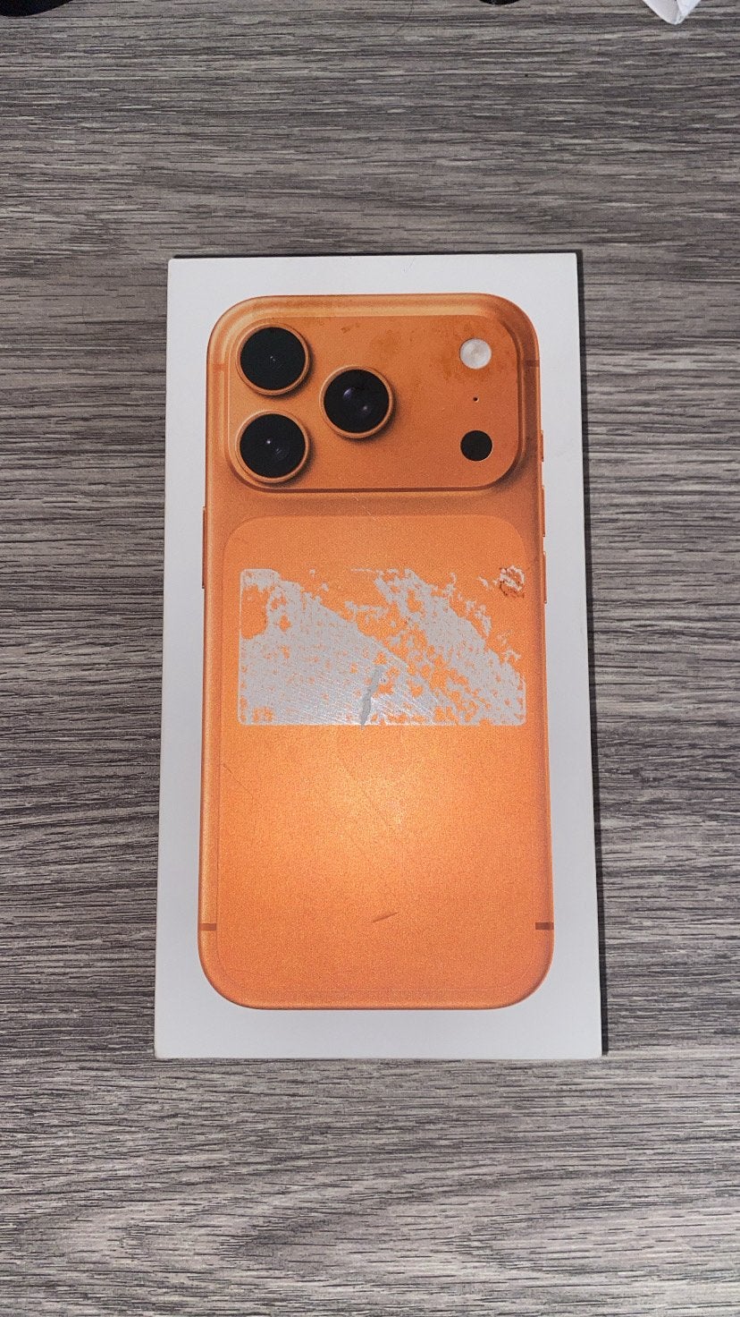 iPhone 17 Pro Oranje 100% Batterij 50 Cycli Goed Als Nieuw, Ophalen of Verzenden, Zo goed als nieuw