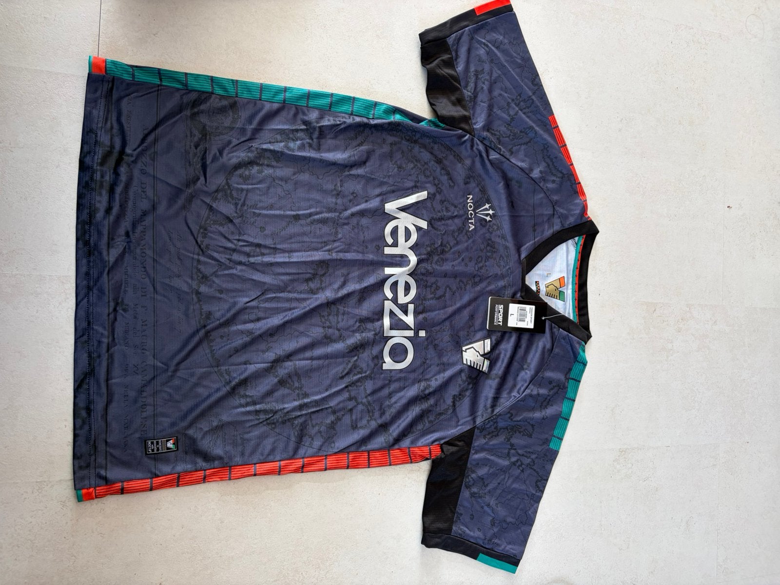 Venezia FC voetbalshirt – nieuw met kaartje maat L, Ophalen of Verzenden, Zo goed als nieuw, Blauw, Voetbal