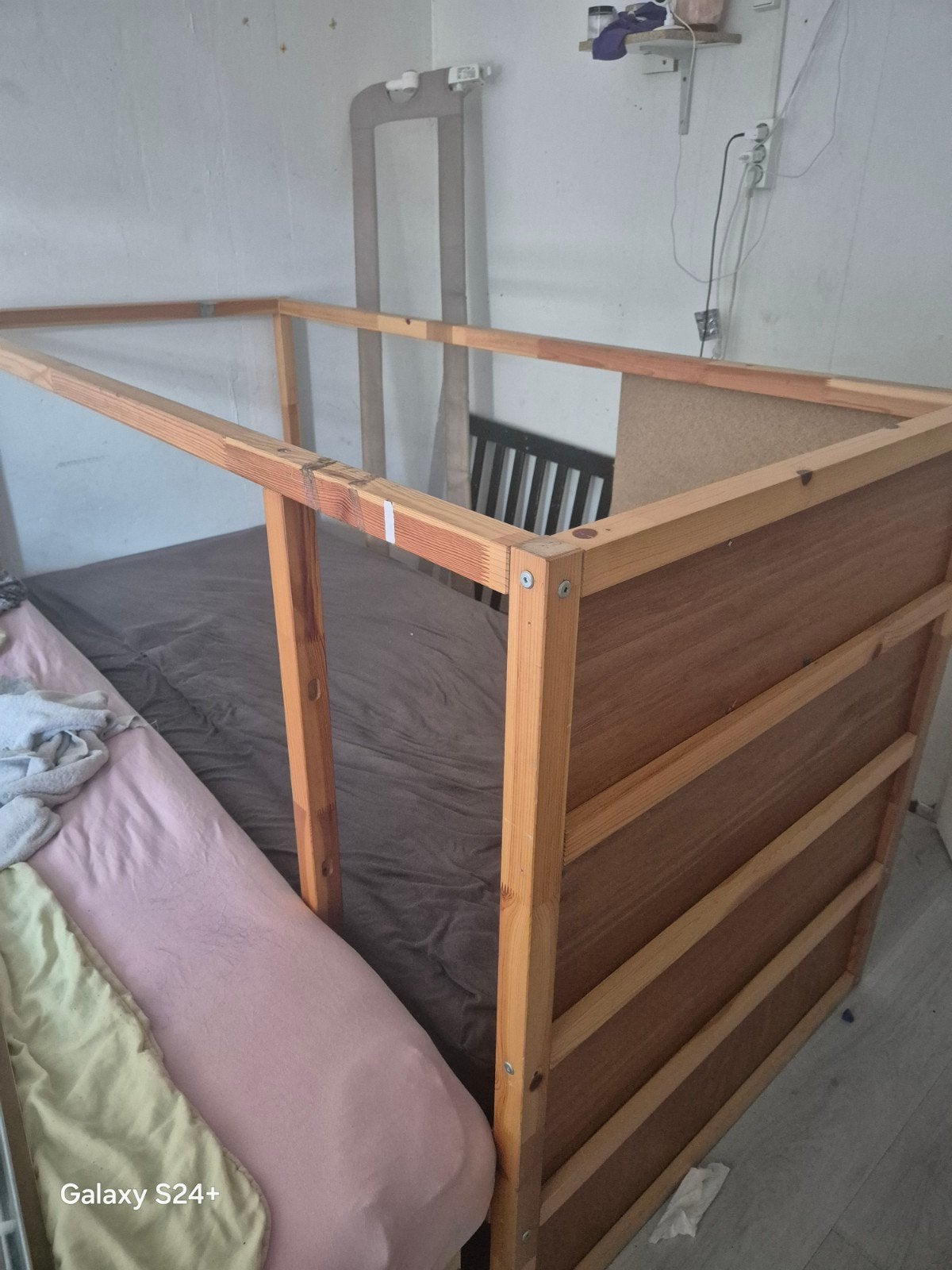 ikea kura bed., Ophalen