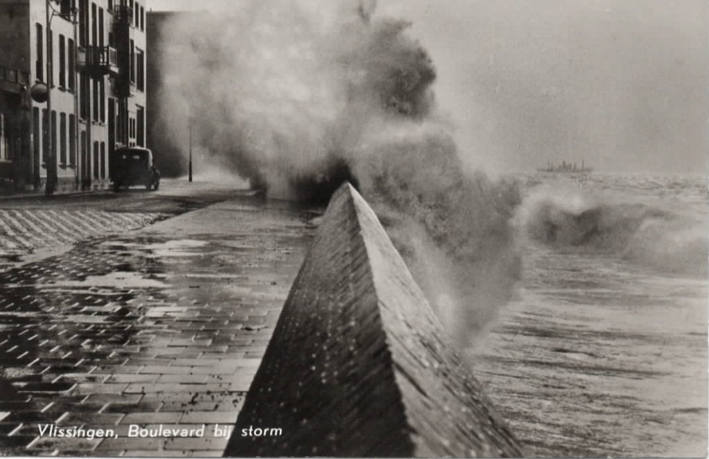 Vlissingen Boulevard bij storm, Verzenden, 1960 tot 1980, Ongelopen, Zeeland