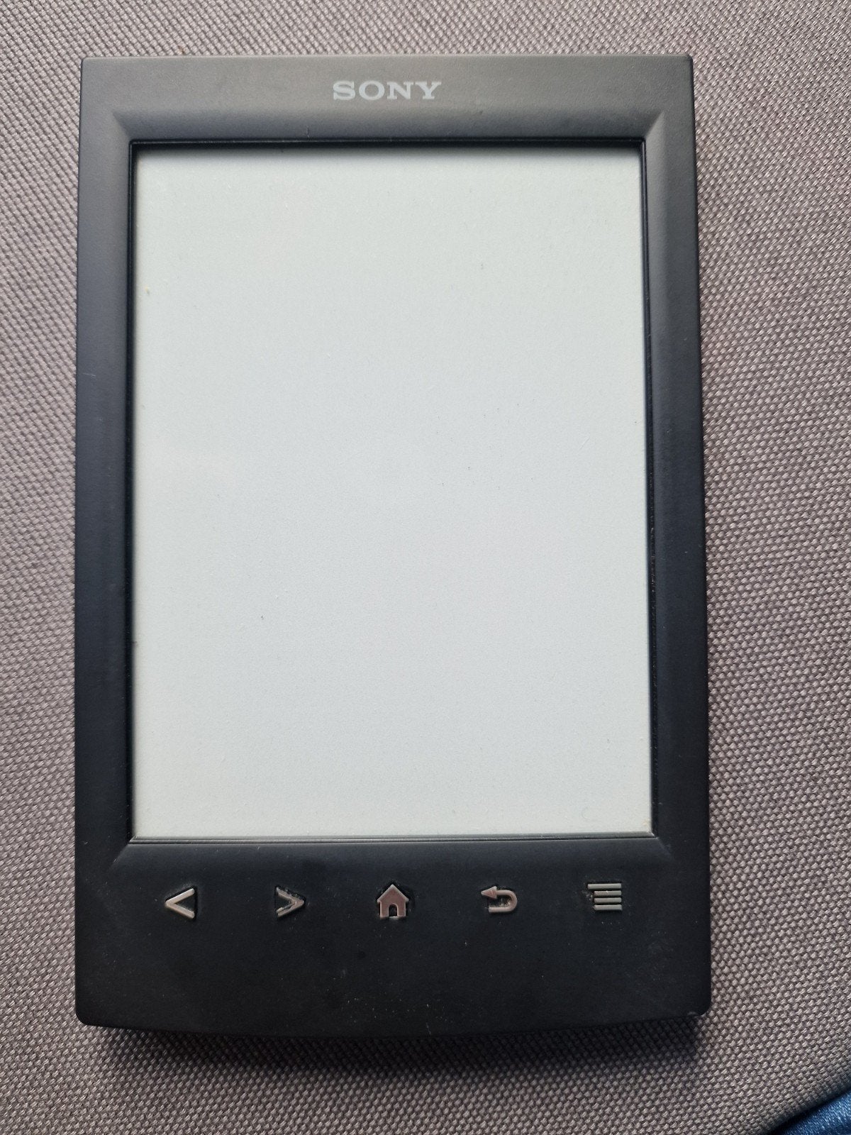 Sony Reader PRS-T2N E-reader met hoesje, Gebruikt, 6 inch of minder, Ophalen of Verzenden, 4 GB of minder
