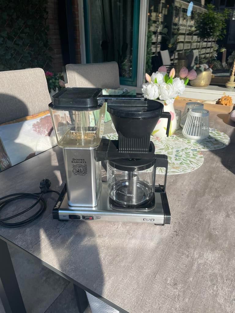 Douwe Egberts koffie machine zilver, Witgoed en Apparatuur, Ophalen, 10 kopjes of meer, Koffiemachine, Gemalen koffie