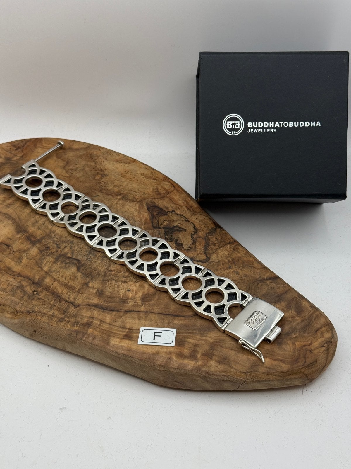 “OSIRIS HERTMAN” buddha to buddha 21cm• Maat: F “NIEUWSTAAT”, Ophalen of Verzenden, Zo goed als nieuw, Zilver, Zilver