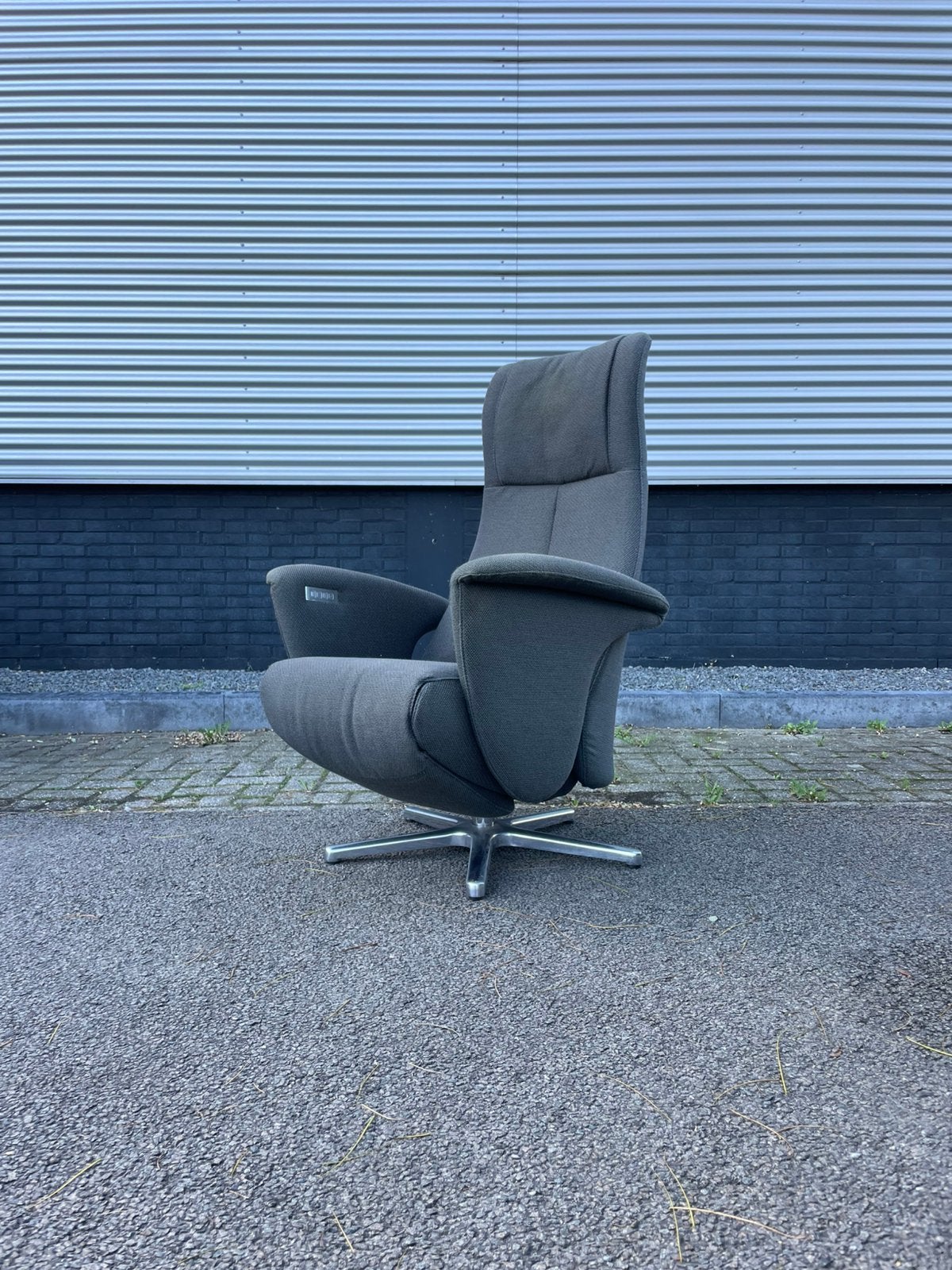Elektrische grijze stoffen relax fauteuil / relax stoel, Ophalen, Minder dan 75 cm, 50 tot 75 cm, A