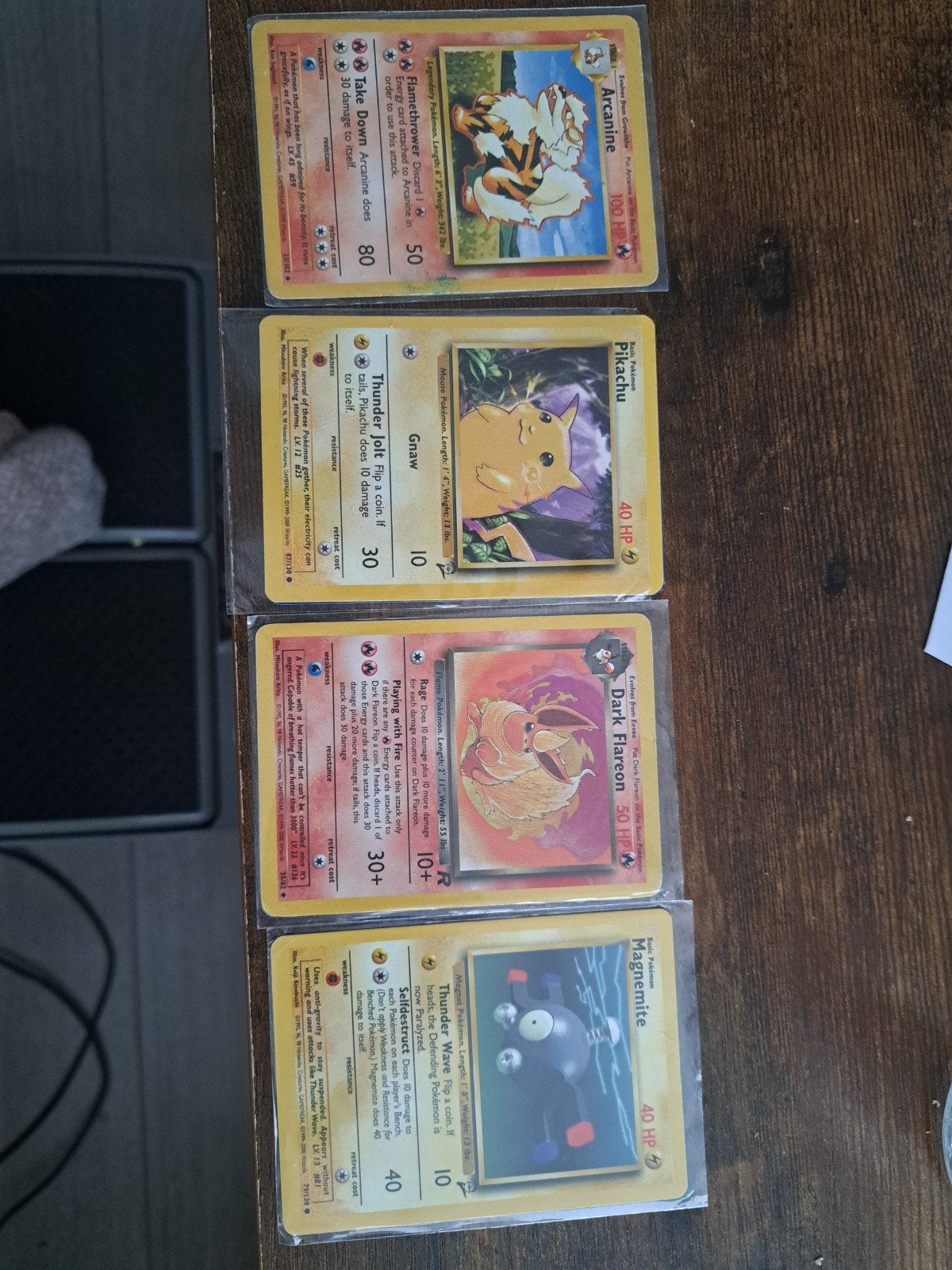 Pokémon kaarten: Dark Flareon, Magnemite, Arcanine, Pikachu, Ophalen of Verzenden, Gebruikt, Meerdere kaarten