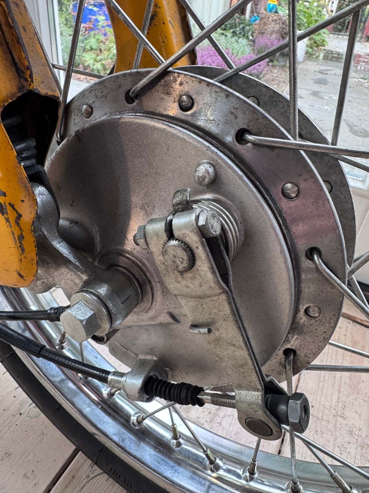 Voorwiel honda c50 130mm trommel(!), Ophalen of Verzenden, Zo goed als nieuw, Overige typen, Overige merken