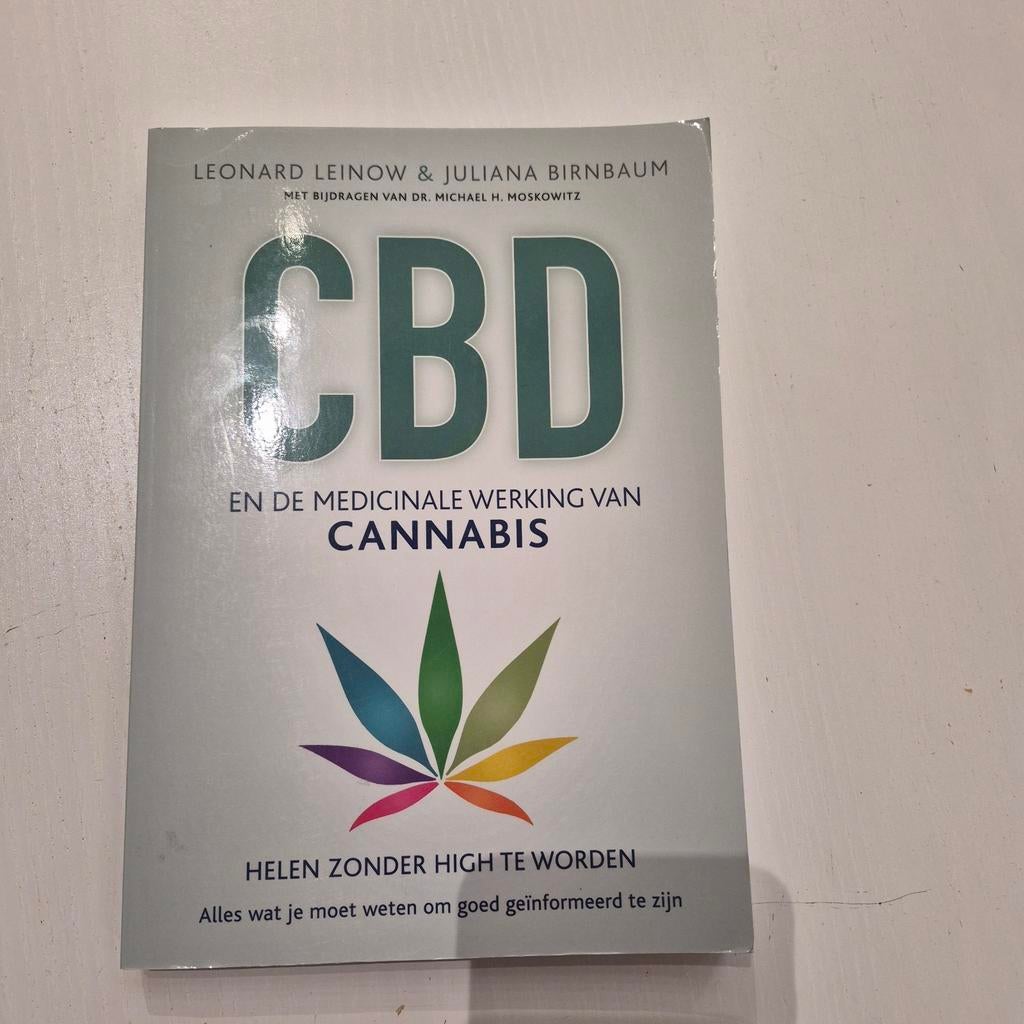 CBD en de Medicinale Werking van Cannabis Boek, Ophalen of Verzenden, Zo goed als nieuw, Kruiden en Alternatief, Leonard Leinow & Juliana Birnbaum