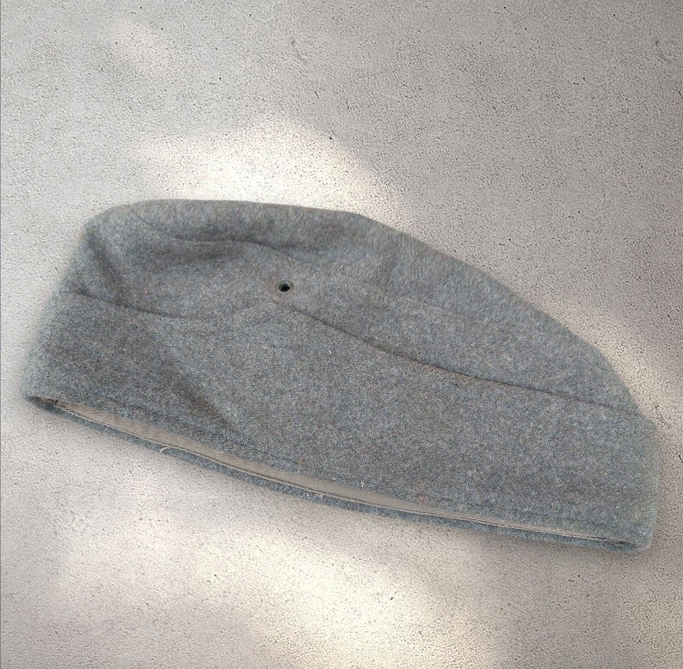 Duitse WO2 DRK schiffchen, Ophalen of Verzenden, Landmacht, Duitsland, Helm of Baret