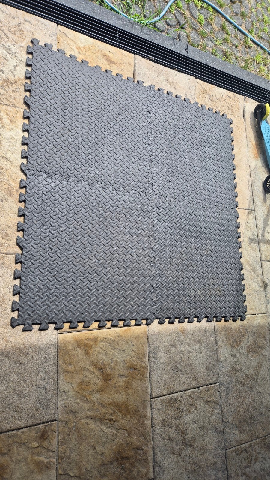 50m² Kliktegels 59x59cm 11mm dik semi-hard schuimrubber, Ophalen, 30 cm of meer, Steen of Klei, 50 tot 150 cm