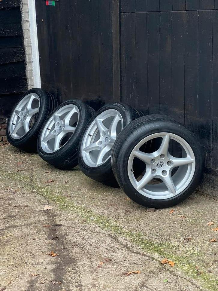 Originele Porsche 18? Carrera 911 997 996 velgen zomer set, Auto-onderdelen, Banden en Velgen, Niet ingevuld, 18 inch, Gebruikt