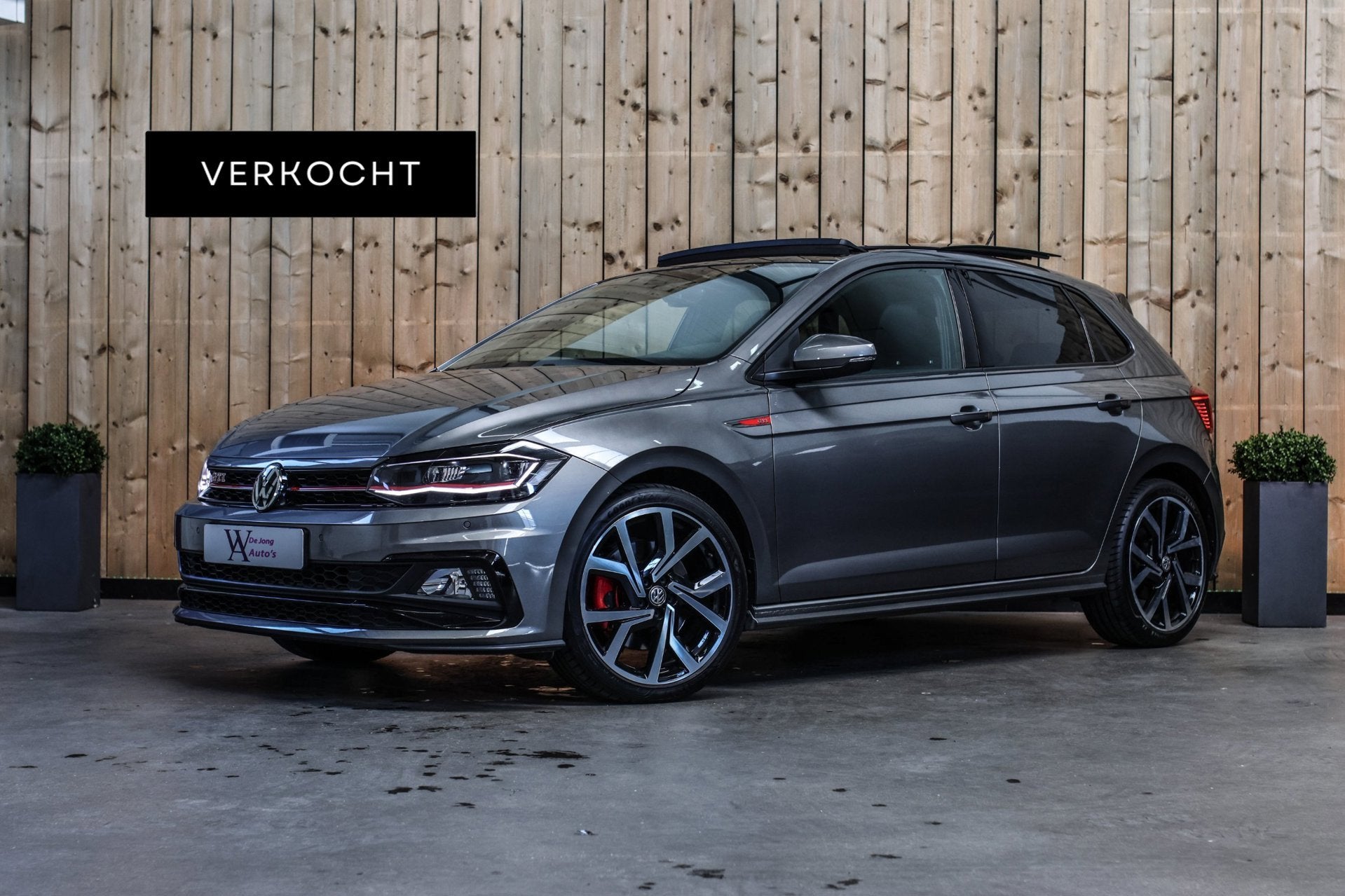 Volkswagen POLO 2.0 TSI GTI *Pano*Camera*Alcantara*Keyless*S, Auto's, Volkswagen, Gebruikt, 4 cilinders, 1984 cc, Automatische klimaatregeling