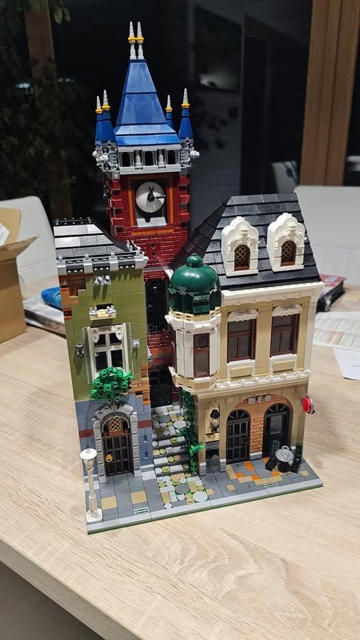 Lego Old Town PUB van Brickative, Overige thema's, Lego, Ophalen of Verzenden, Zo goed als nieuw