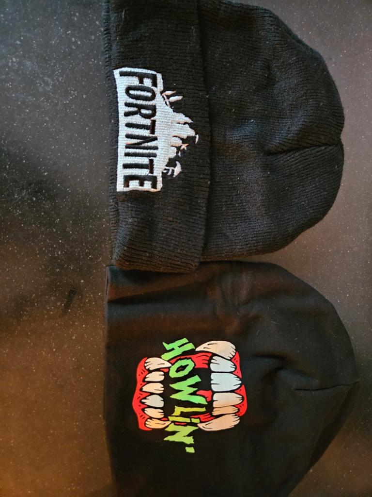 Fortnite en Howlin' mutsen set - Zo goed als nieuw, Kinderen en Baby's, Kinderkleding | Mutsen, Sjaals en Handschoenen, Setje