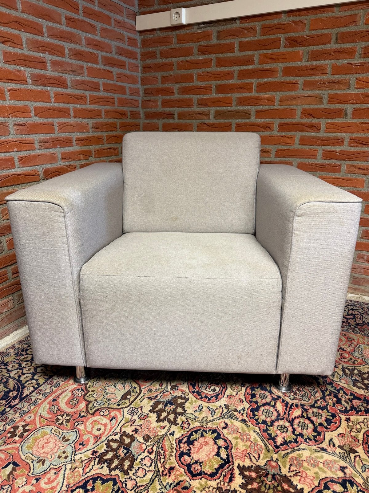 Comfortabele grijze fauteuil -, Ophalen, Gebruikt, 75 tot 100 cm, Modern