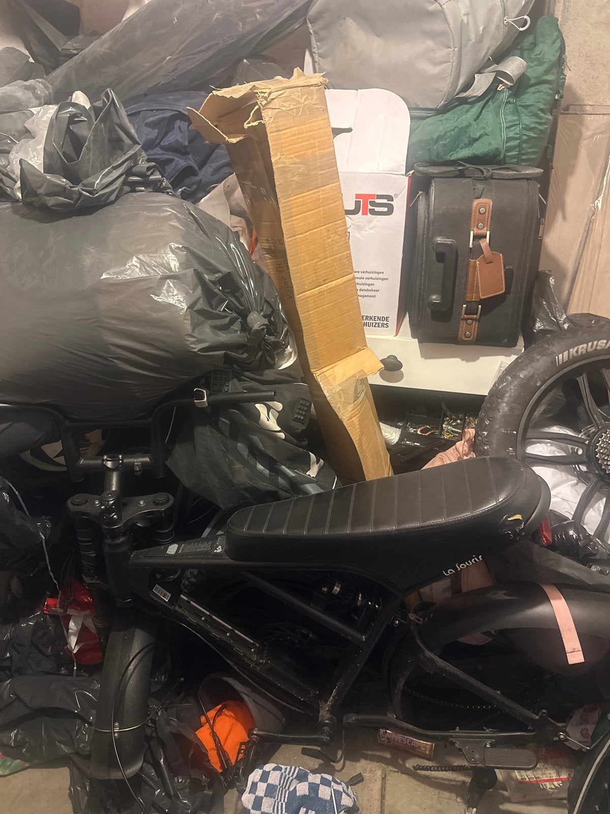 Fietsframe met controller, koplamp, achterlamp en accuhouder, Fietsen en Brommers, Fietsonderdelen, Gebruikt, Frame, Elektrische fiets