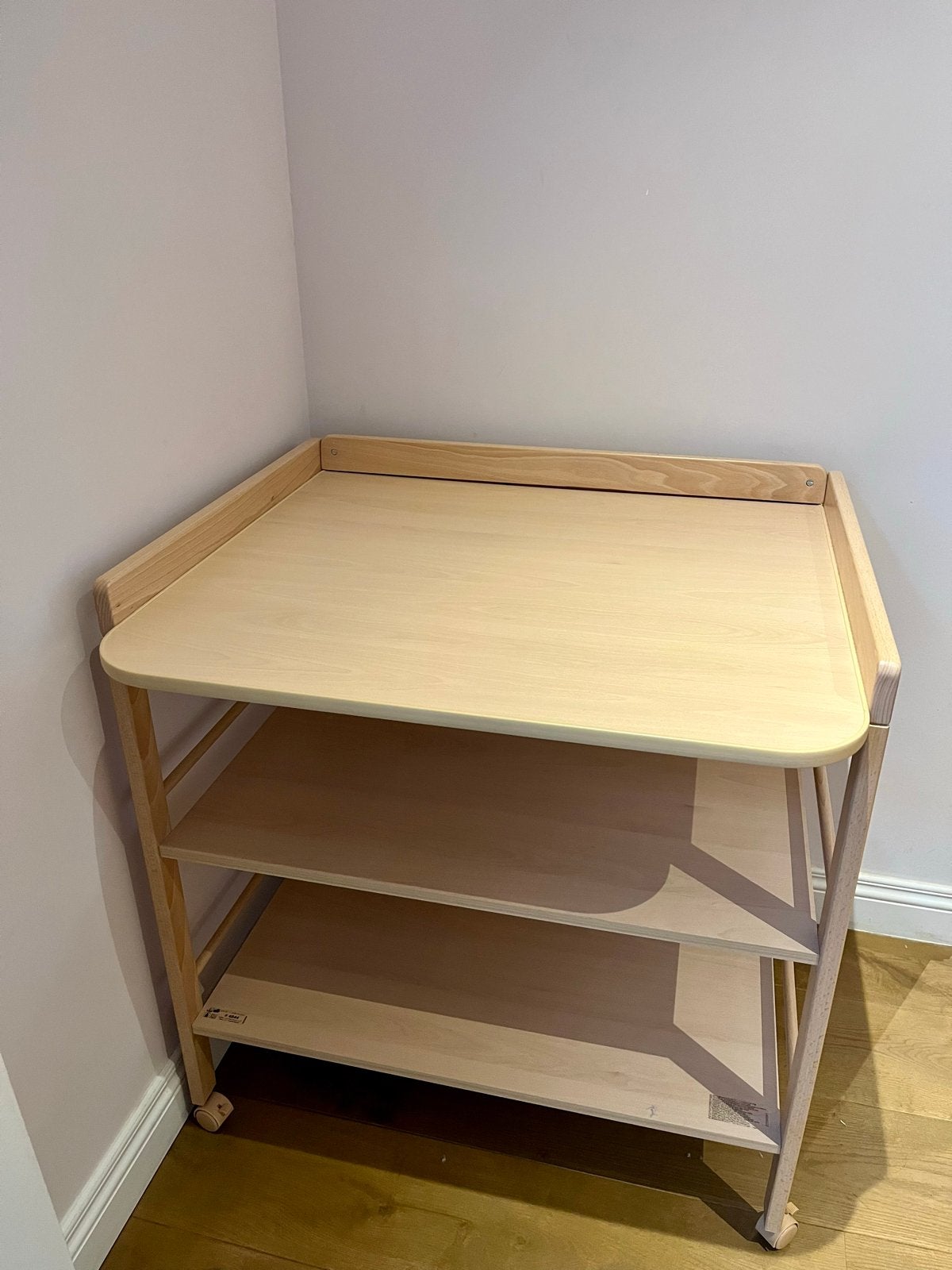 Geuther Clara Commode - Houten Verschoontafel op Wielen, Ophalen, 50 tot 70 cm, Zo goed als nieuw, 75 tot 100 cm