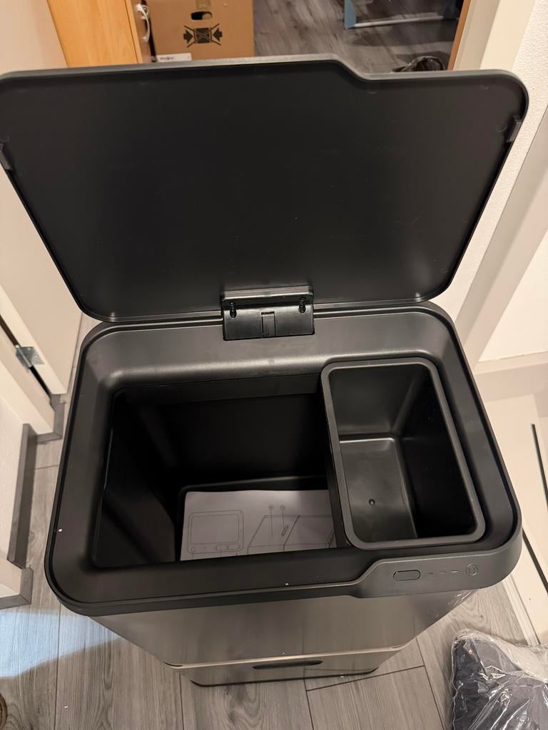 Nieuwe Umuzi prullenbak met diverse vakken en sensor, Ophalen, Nieuw, 40 liter of meer, Metaal