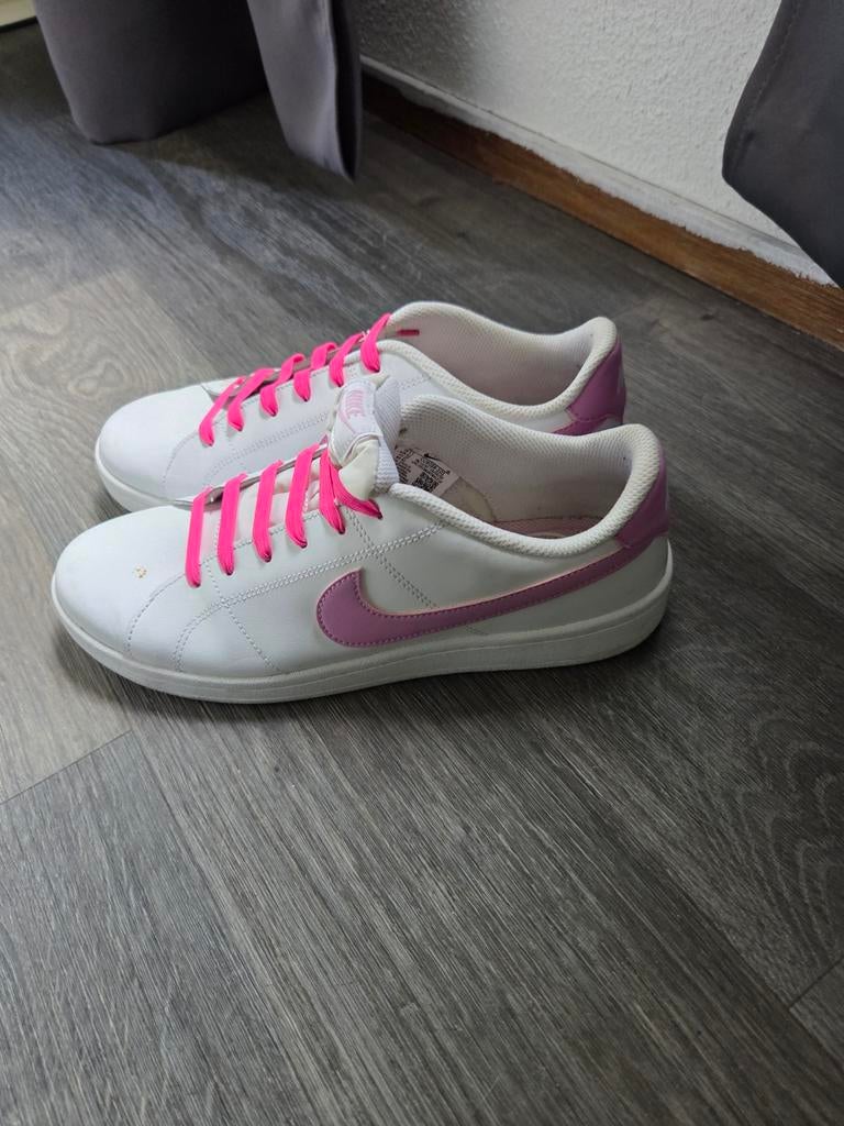 Dames Nike sneakers maat 42, Wit, Nike, Ophalen of Verzenden, Sneakers of Gympen