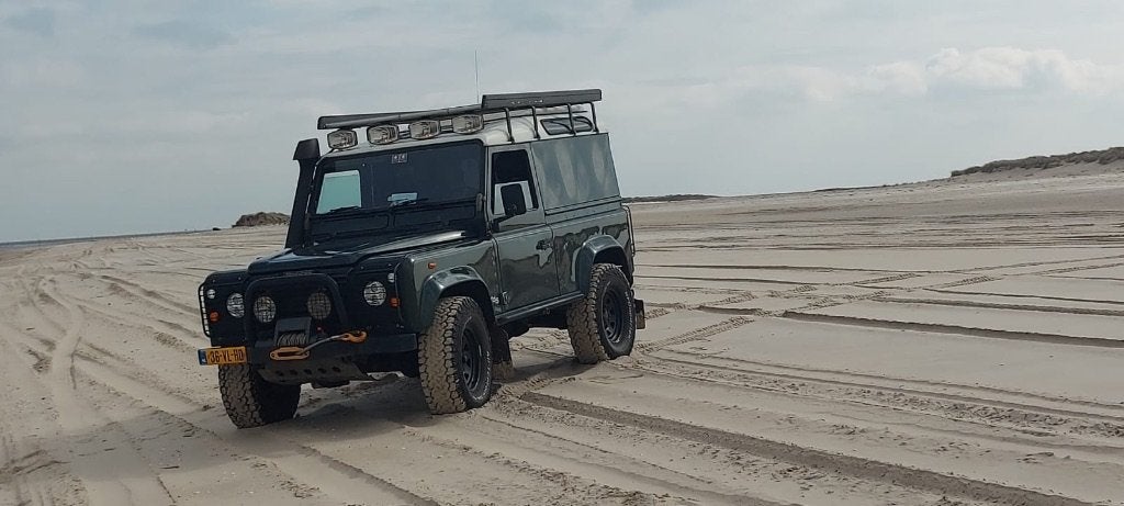 Land Rover Defender 90 TD Hardtop 1999, grijs kenteken, Stof, Zwart, 2495 cc, 122 pk
