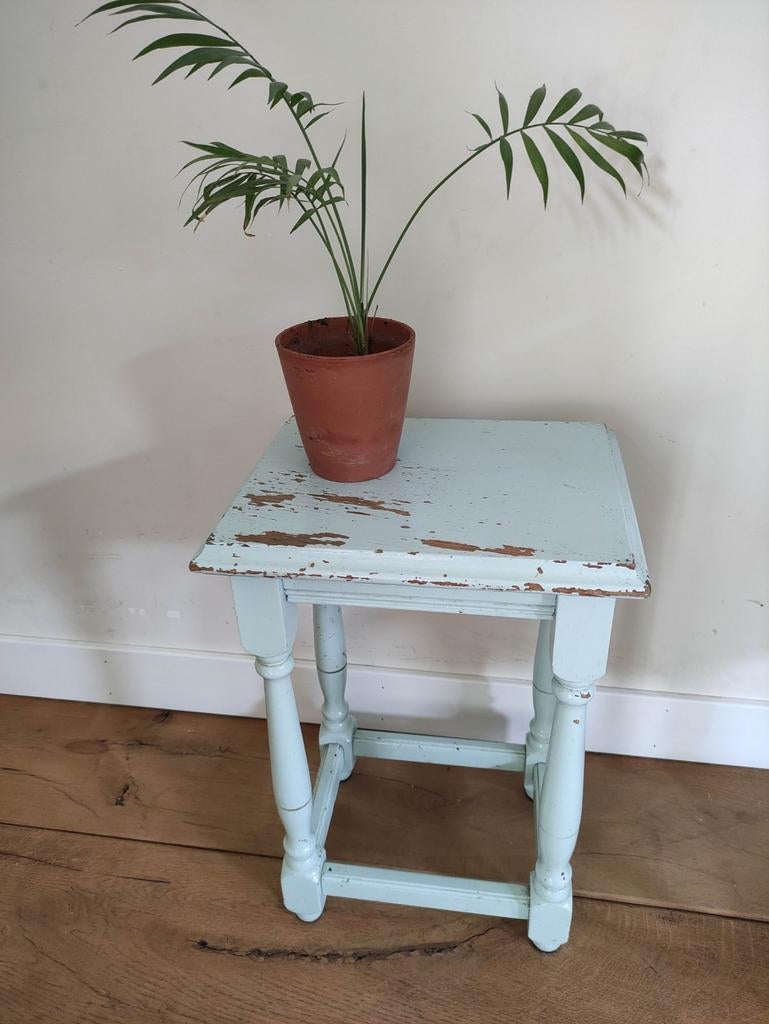 Antiek planten tafeltje bijzettafel sidetable krukje vintage, Huis en Inrichting, Krukjes, Ophalen, Hout