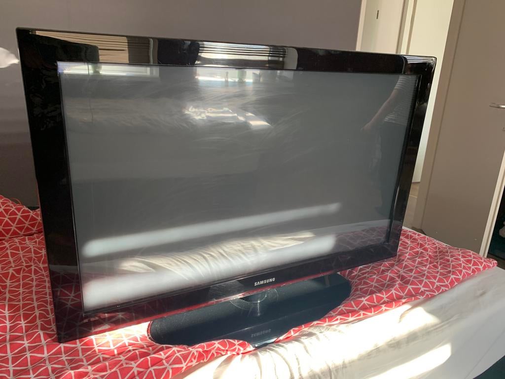 Samsung tv 107 cm, Ophalen, 50 Hz, Zo goed als nieuw, Samsung