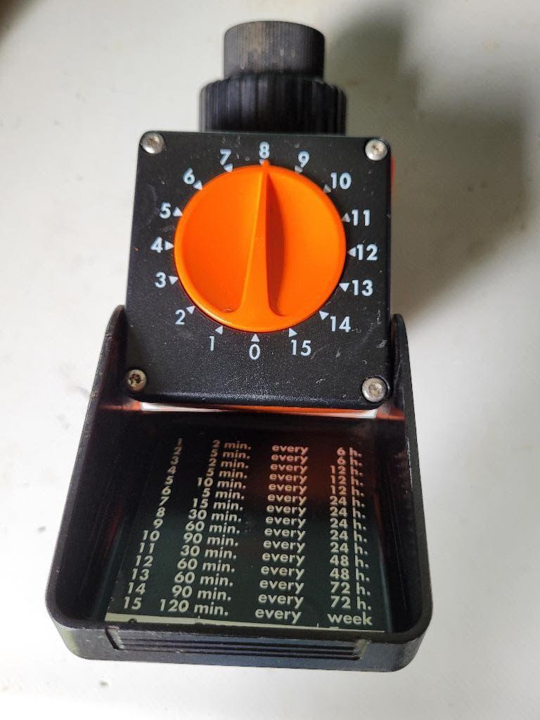 Claber water timer, Tuin en Terras, Bewateringscomputers, Ophalen, Gebruikt