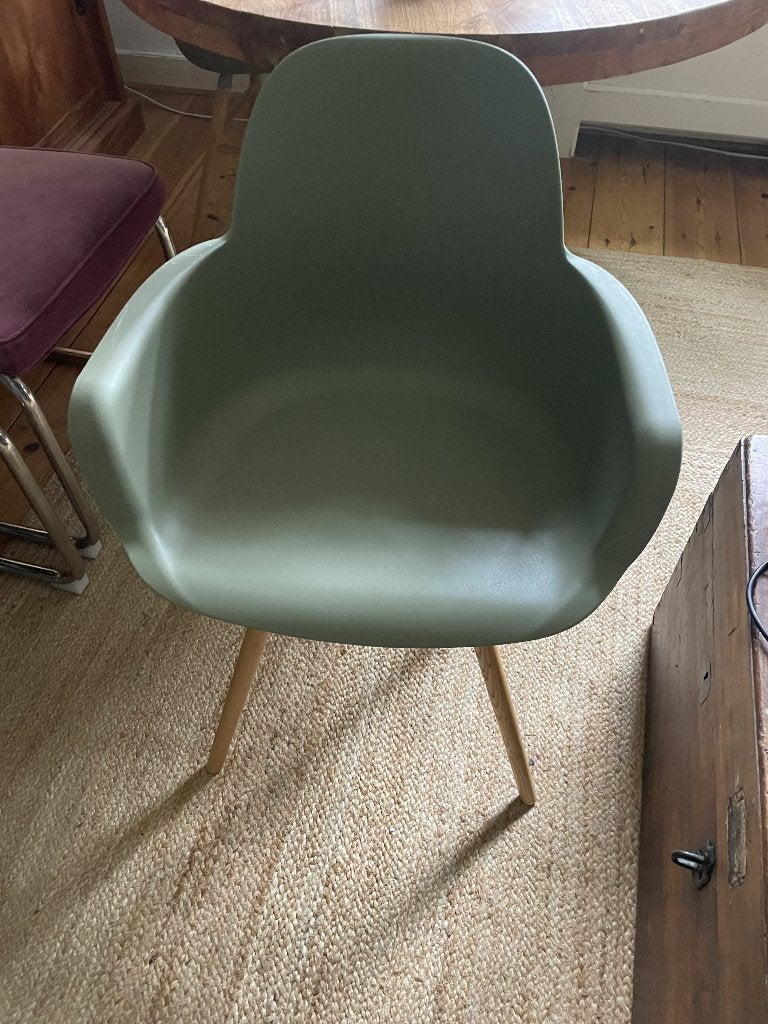4 groene eetkamerstoelen in goede staat, Ophalen, Kunststof, Gebruikt, Overige kleuren