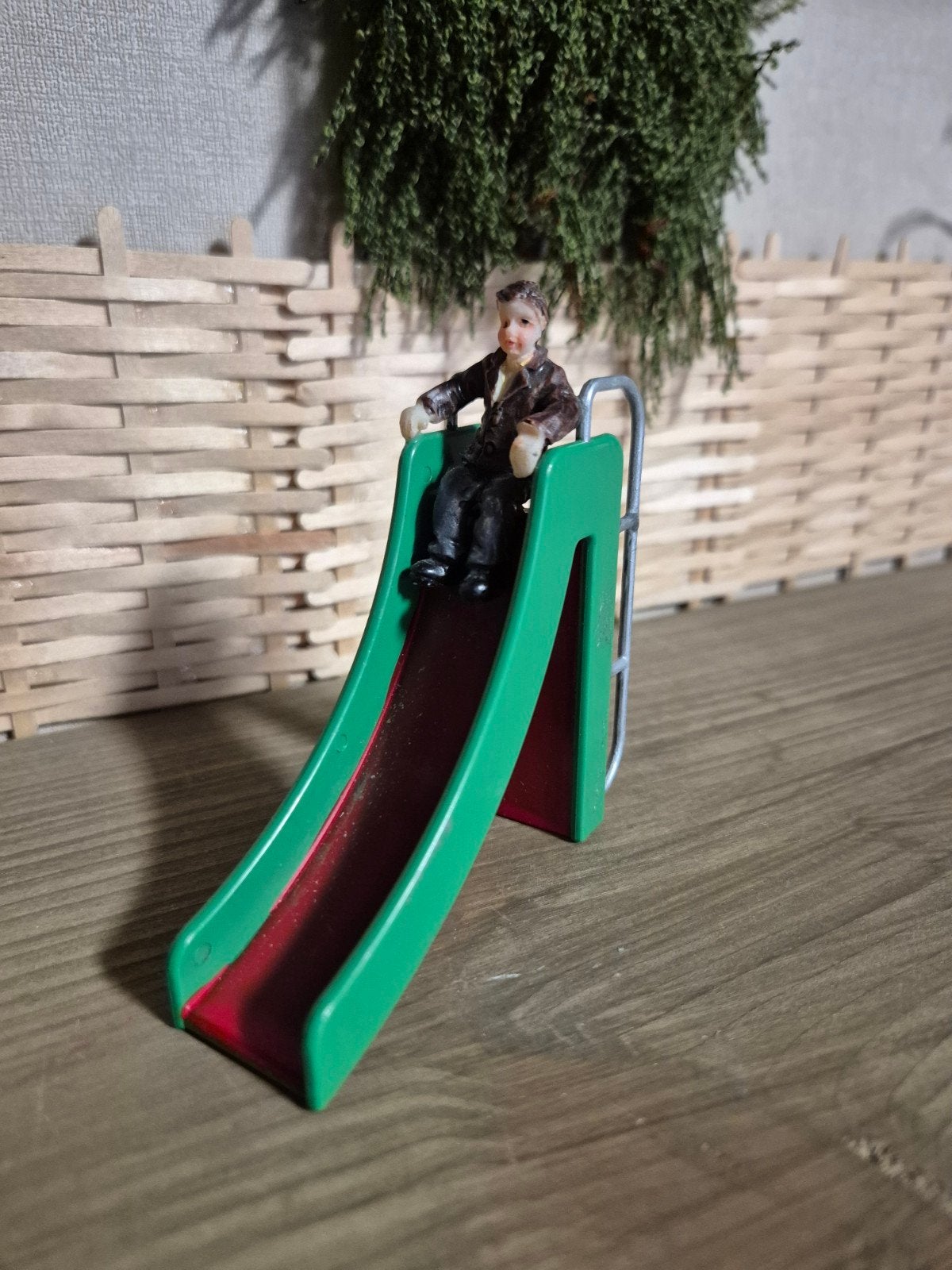 kerstdorp glijbaan kersthuisjes, Ophalen of Verzenden, Zo goed als nieuw