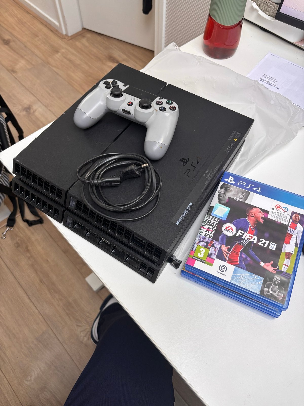 PlayStation 4 (PS4) met controller en games, Ophalen, Met 1 controller, Original, 500 GB