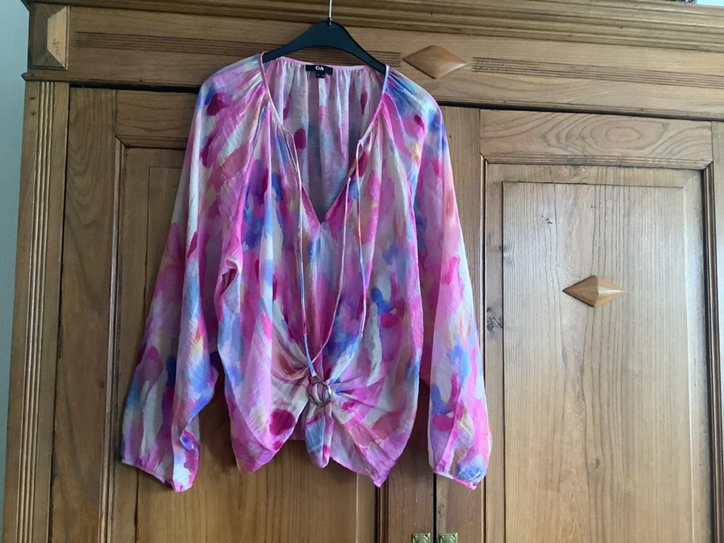 Prachtige super dunne blouse 38-48, Kleding | Dames, Blouses en Tunieken, Verzenden, Zo goed als nieuw, Maat 38/40 (M), Roze