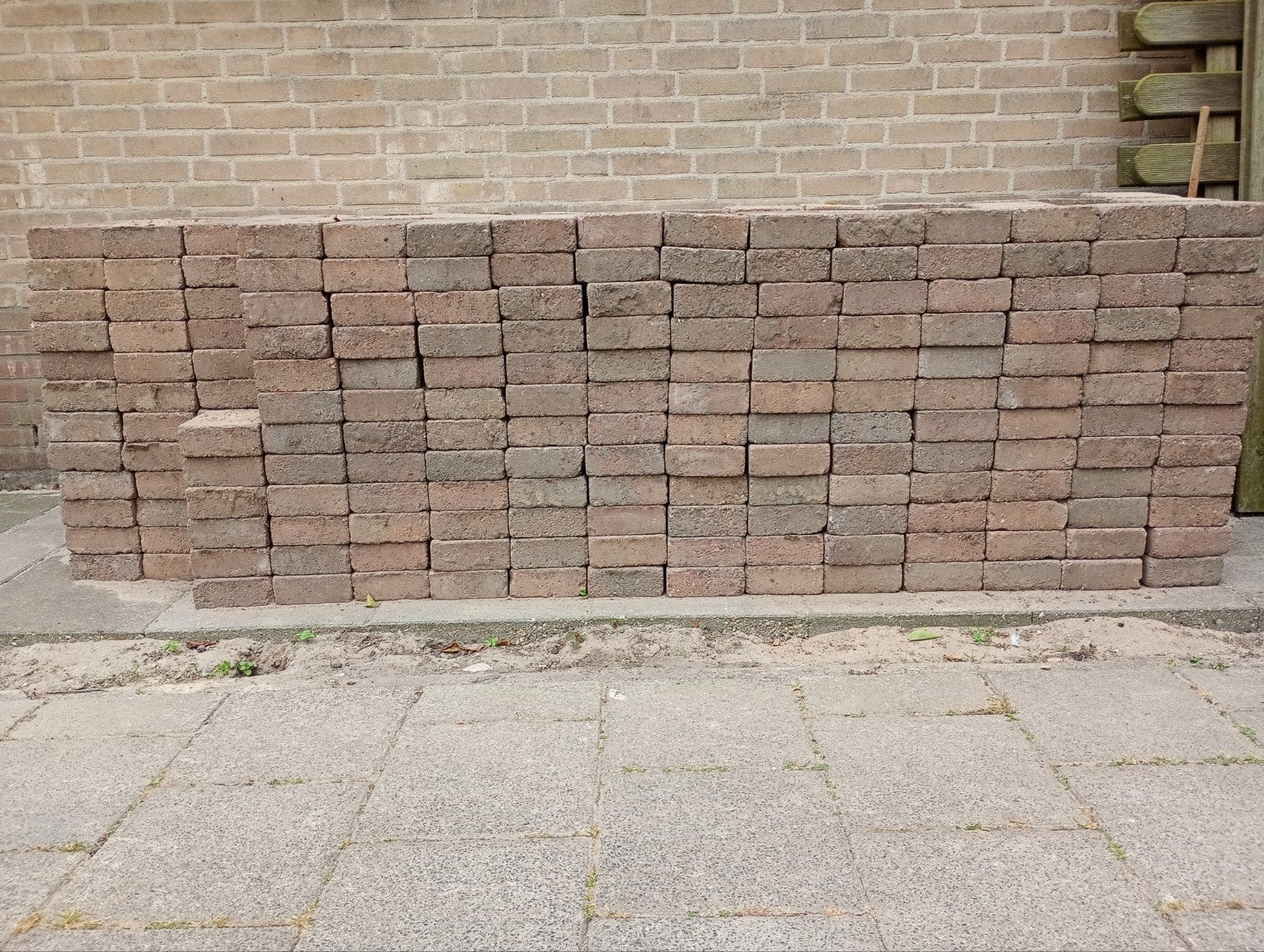 **GRATIS** Betonklinkers 15x15x6, Tuin en Terras, Ophalen, Beton, Klinkers