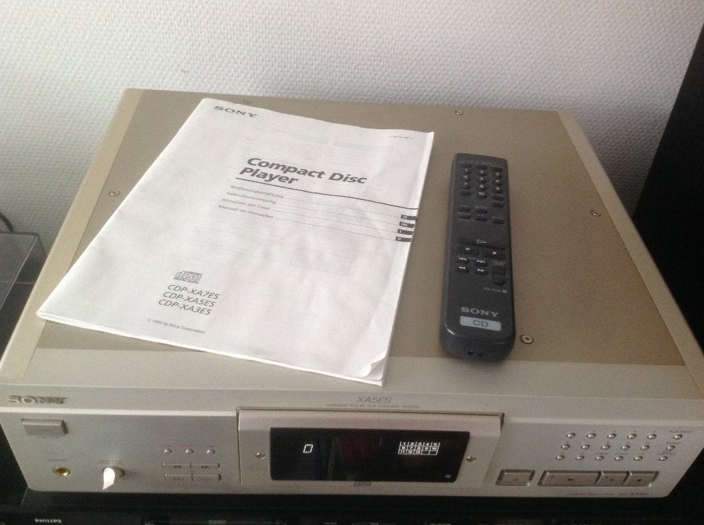 Limited edition, hi-end Sony CDP-5ES Compact Disc Player, Ophalen of Verzenden, Zo goed als nieuw, Sony, Draagbaar