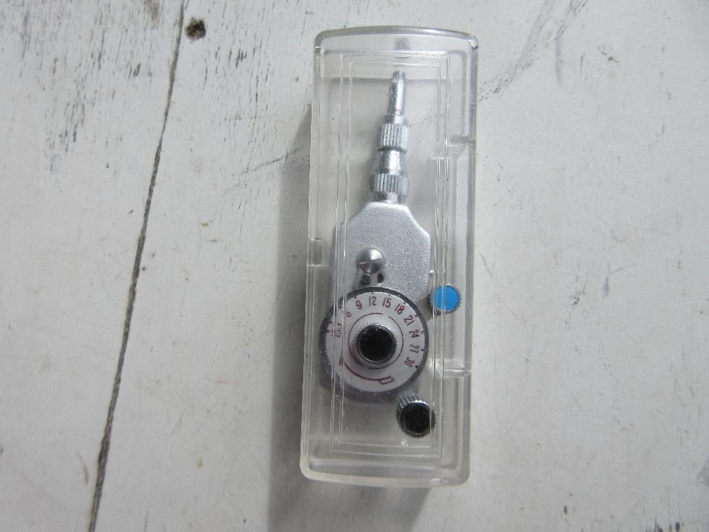 Vintage mechanische zelfontspanner, Ophalen of Verzenden, Zo goed als nieuw, Compact, Overige Merken