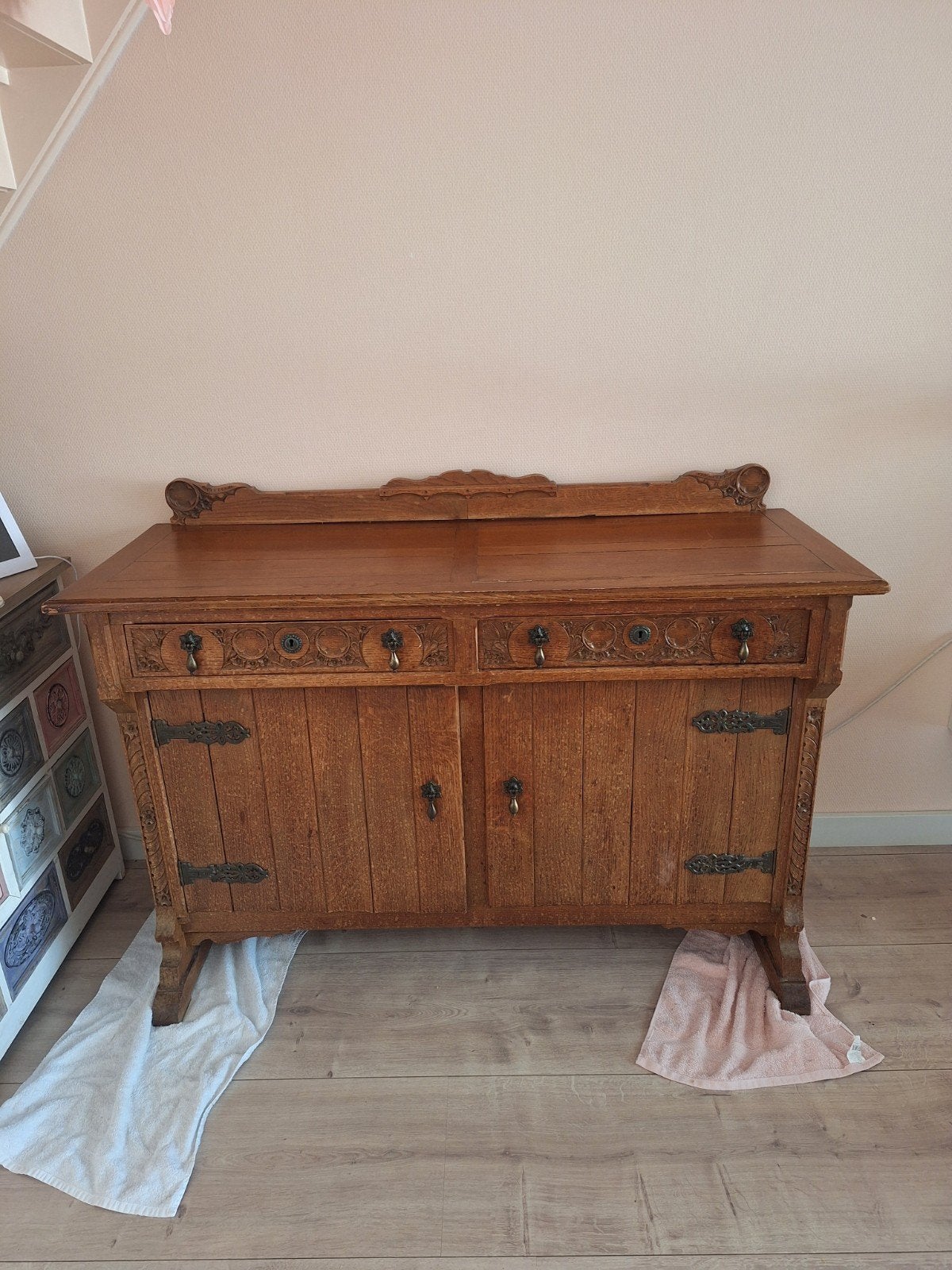 massief eiken dressoir, Ophalen