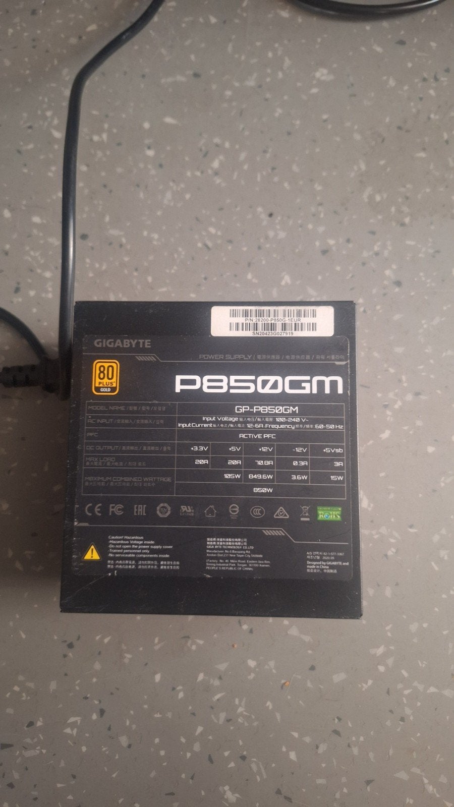 Defecte Gigabyte P850GM 850W PSU - Voor onderdelen, Computers en Software, Ophalen, Niet werkend