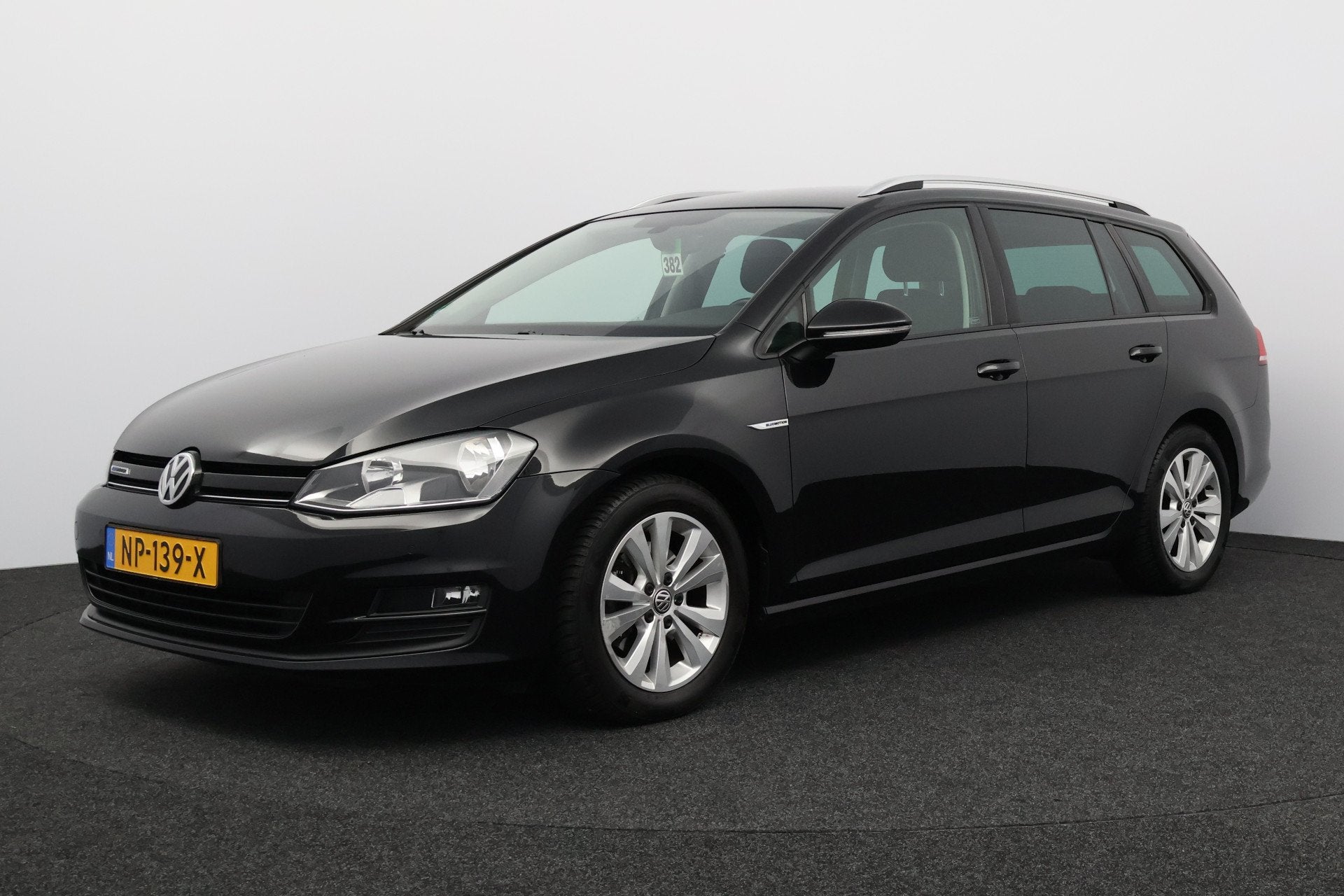 Volkswagen Golf Variant 1.0 TSI Connected Series/ HISTORIE!/, Auto's, Voorwielaandrijving, Stof, Gebruikt, 116 pk